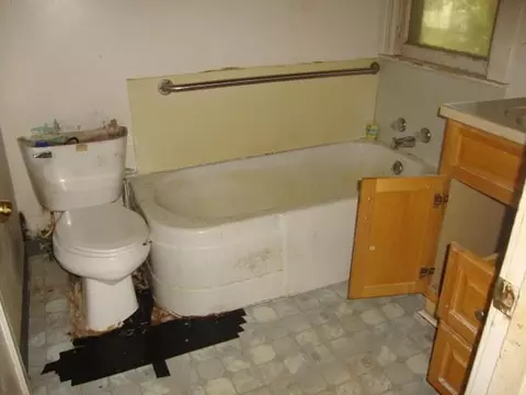 930 Belmont, Flint, MI 48503 photo 6