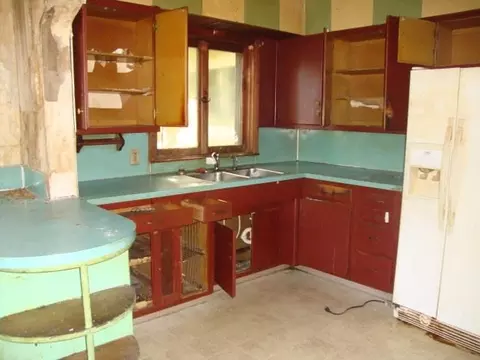 930 Belmont, Flint, MI 48503 photo 8