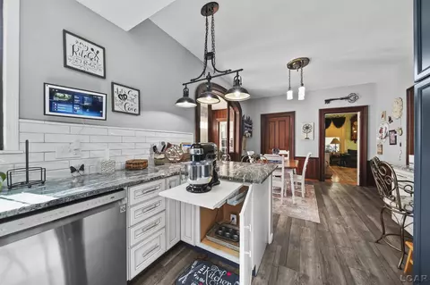 511 State, Adrian, MI 49221 photo 17