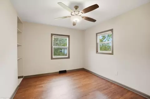 Bedroom - 17108 Mulberry, Riverview, MI 48193 photo 1 of 5