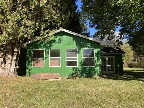 5435 N Cedar Riv, Gladwin, MI 48624 photo 2