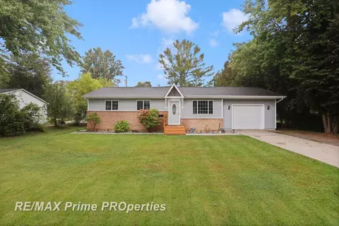 722 Richard, Vassar, MI 48768