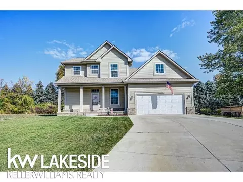 26377 Pine Gate, New Baltimore, MI 48051