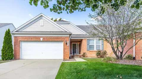 3905 Rainier, Howell, MI 48843