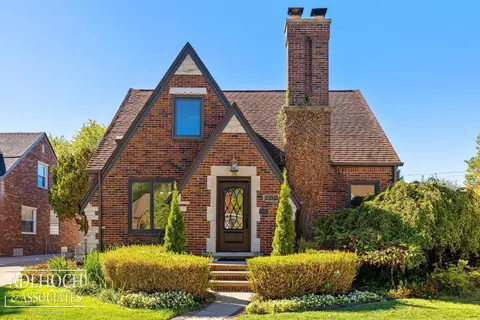 869 Rivard, Grosse Pointe, MI 48230