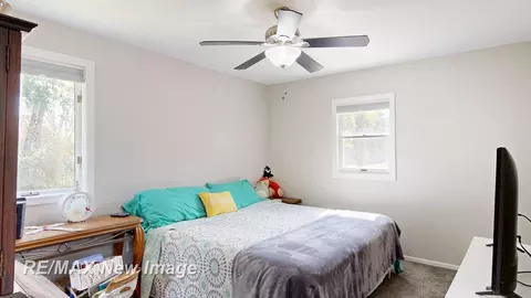 Bedroom - 6037 Scott, Mount Morris, MI 48458 photo 2 of 4