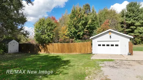 Exterior - 6037 Scott, Mount Morris, MI 48458 photo 8 of 18