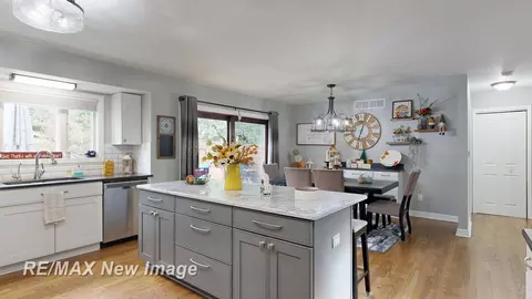 Kitchen - 6037 Scott, Mount Morris, MI 48458 photo 2 of 5