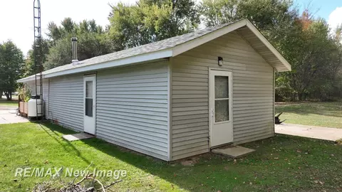 Exterior - 6037 Scott, Mount Morris, MI 48458 photo 13 of 18