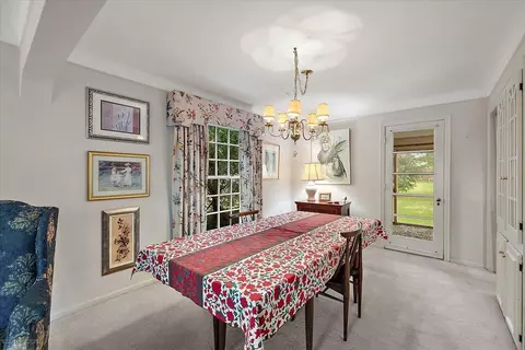 Dining - 1485 Torrey, Grosse Pointe Woods, MI 48236 photo 2 of 6
