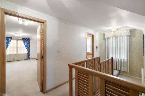 Entry Way - 1485 Torrey, Grosse Pointe Woods, MI 48236 photo 3 of 3