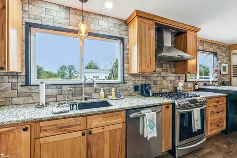7395 Atherton, Davison, MI 48423 photo 10
