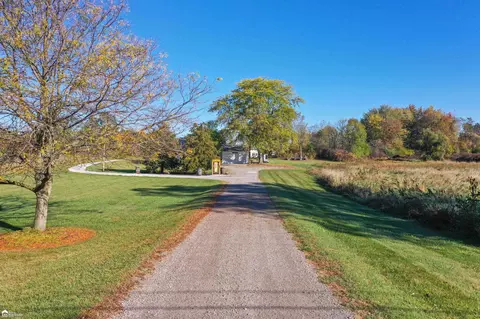 7395 Atherton, Davison, MI 48423 photo 31