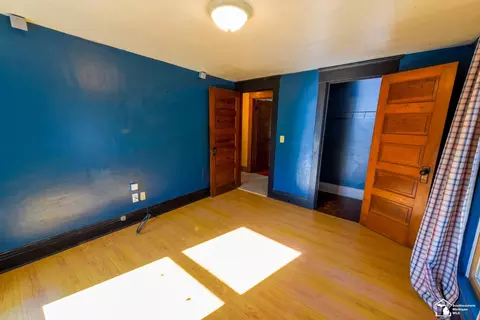 Bedroom - 824 Smith, Monroe, MI 48161 photo 6 of 9