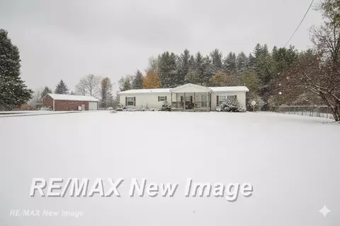 16420 Frost, Hemlock, MI 48626