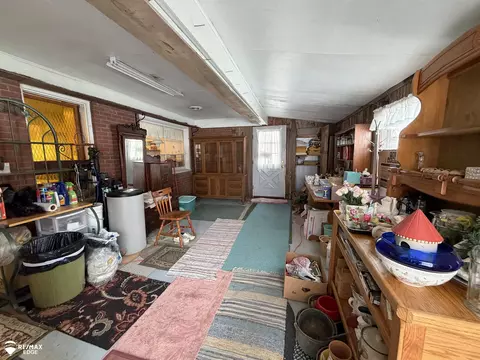Entry Way - 3360 Beecher, Flint, MI 48532 photo 2 of 2