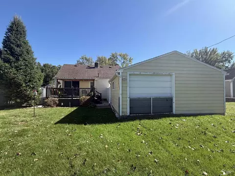 2361 Vivian, Monroe, MI 48162 photo 18