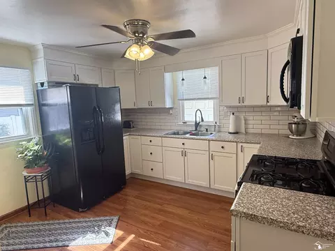 2361 Vivian, Monroe, MI 48162 photo 5