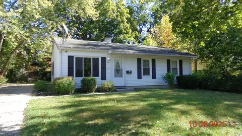 3915 Ingham, Lansing, MI 48911