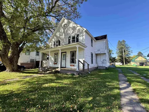 329 Maple, Amasa, MI 49903
