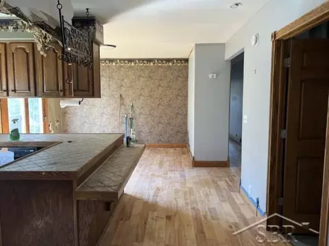 Entry Way - 9013 S Shepherd, Shepherd, MI 48883 photo 2 of 2