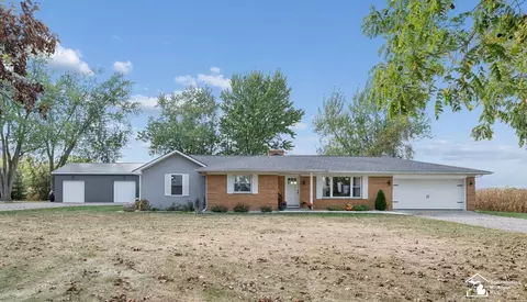 7555 Sylvania Petersburg, Ottawa Lake, MI 49267