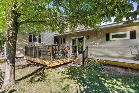 Exterior - 85 2nd, Laurium, MI 49913 photo 3 of 4