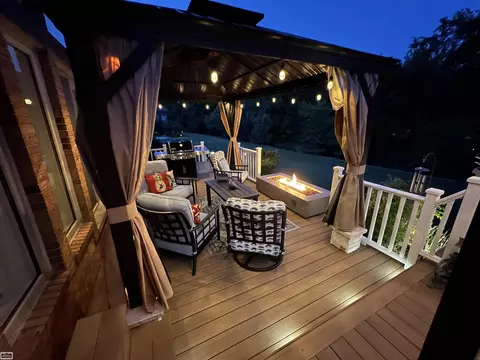 Exterior - 19312 River Vly, Macomb, MI 48044 photo 9 of 12