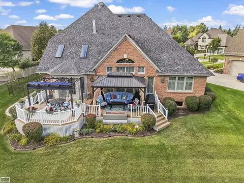 Exterior - 19312 River Vly, Macomb, MI 48044 photo 4 of 12