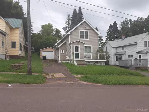 119 W Oak, Ironwood, MI 49938