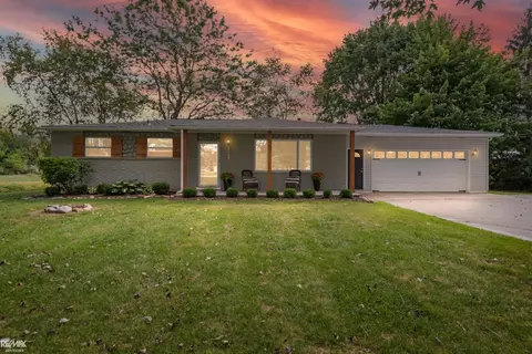 10341 Puttygut, Casco, MI 48064