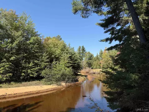 18 7 Acres On Cals Dr, Manistique, MI 49854
