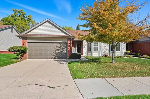 3062 Brookside, Waterford, MI 48328
