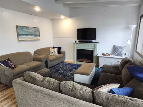 Living - 271 E Rose Lk, Coldwater, MI 49036 photo 2 of 2
