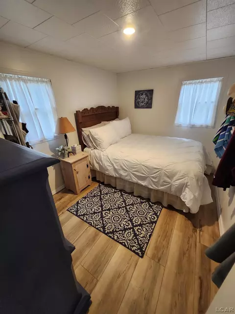 Bedroom - 271 E Rose Lk, Coldwater, MI 49036 photo 1 of 2