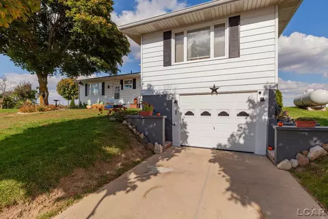 Exterior - 11250 N Custer, Dundee, MI 48131 photo 6 of 11