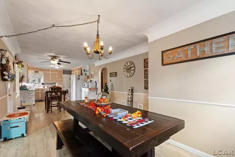 Dining - 11250 N Custer, Dundee, MI 48131 photo 1 of 4