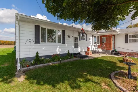 Exterior - 11250 N Custer, Dundee, MI 48131 photo 3 of 11