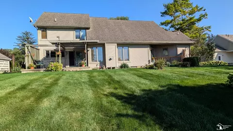 Exterior - 2583 Vivian, Monroe, MI 48162 photo 4 of 13