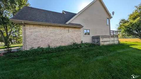 Exterior - 2583 Vivian, Monroe, MI 48162 photo 11 of 13