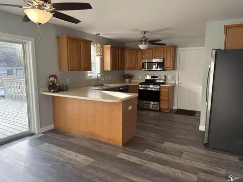 Kitchen - 7875 Forrestway, Monroe, MI 48161 photo 1 of 2