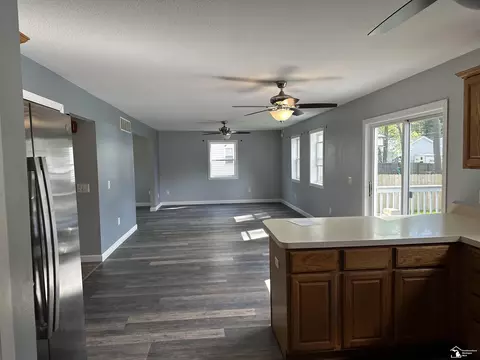 Living - 7875 Forrestway, Monroe, MI 48161 photo 1 of 4