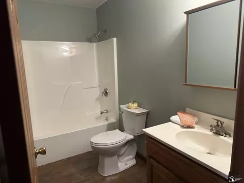 Bath - 7875 Forrestway, Monroe, MI 48161 photo 2 of 2