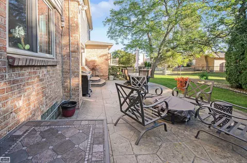 Exterior - 45990 Meadow, Macomb, MI 48044 photo 2 of 7