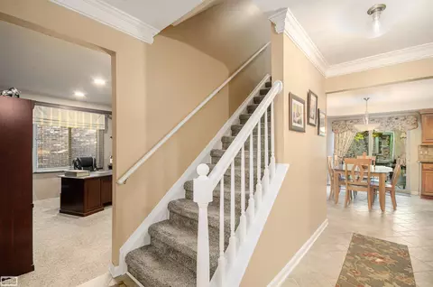 Entry Way - 45990 Meadow, Macomb, MI 48044 photo 1 of 2