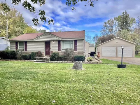 6149 Roberta, Burton, MI 48509