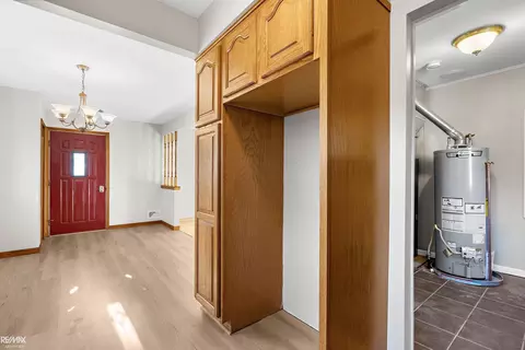 Entry Way - 1607 Michigan, Algonac, MI 48001 photo 1 of 1