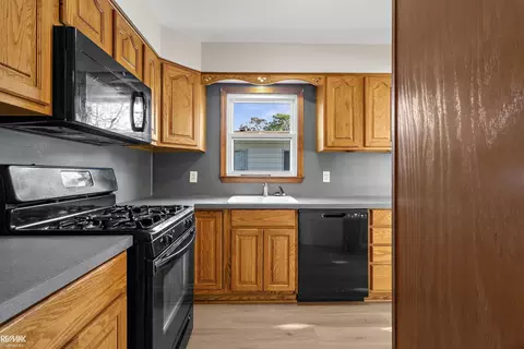 Kitchen - 1607 Michigan, Algonac, MI 48001 photo 2 of 2
