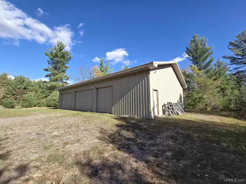 4956 Helena, Florence T-wi, WI 54121