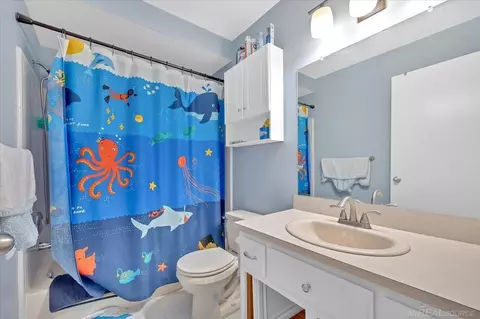 Bath - 54163 Bartram, Macomb, MI 48042 photo 3 of 4